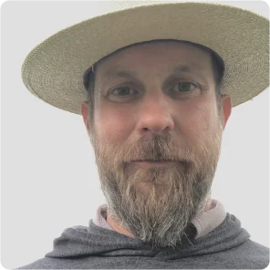 Eric Hoopman headshot