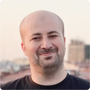 Temuraz Akhvldeiani headshot